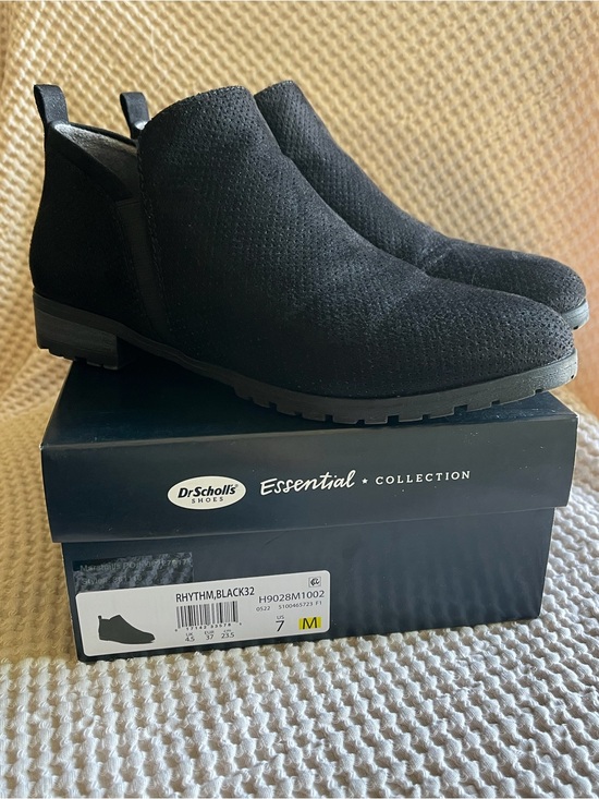 Dr. Scholl's Shoes - Dr. Scholl’s Rhythm Chelsea Ankle Booties Black Size 7 Comfort Boots